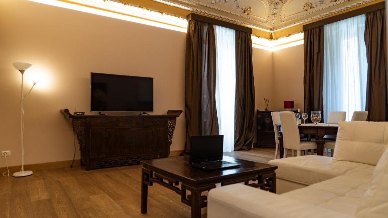 Duca Di Sarro Le Suites Κατάνια Εξωτερικό φωτογραφία